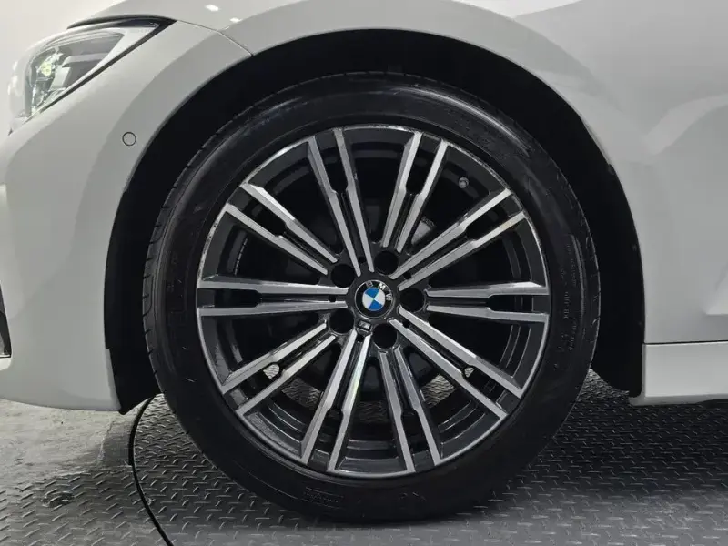 2022 BMW 3 серии с пробегом 38 648 км