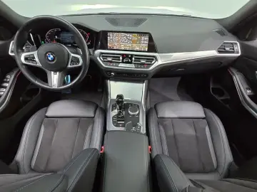2022 BMW 3 серии с пробегом 38 648 км