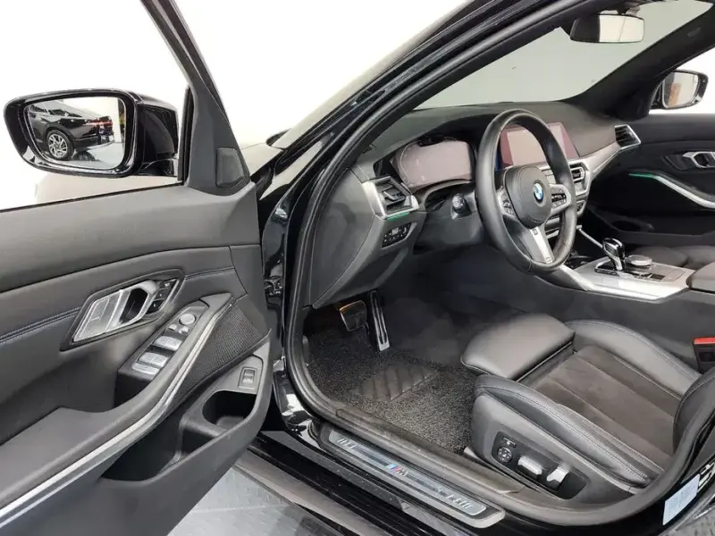 2022 BMW 3 серии с пробегом 49 206 км