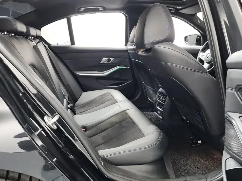 2022 BMW 3 серии с пробегом 49 206 км