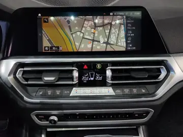 2022 BMW 3 серии с пробегом 49 206 км