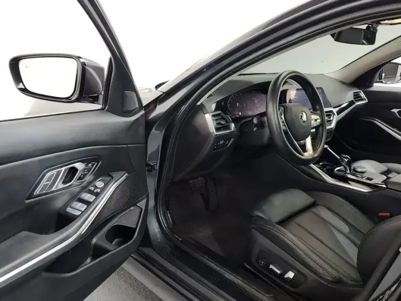 2022 BMW 3 серии с пробегом 51 148 км