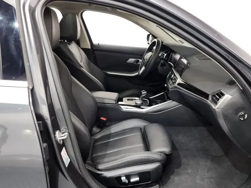 2022 BMW 3 серии с пробегом 51 148 км