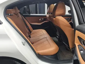 2022 BMW 3 серии с пробегом 34 237 км