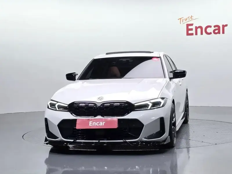 2023 BMW 3 серии с пробегом 24 557 км