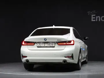 2021 BMW 3 серии с пробегом 47 989 км