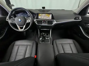 2021 BMW 3 серии с пробегом 47 989 км