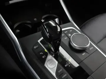 2021 BMW 3 серии с пробегом 47 989 км