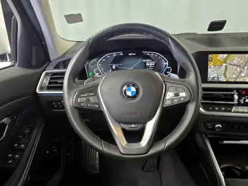 2021 BMW 3 серии с пробегом 47 989 км