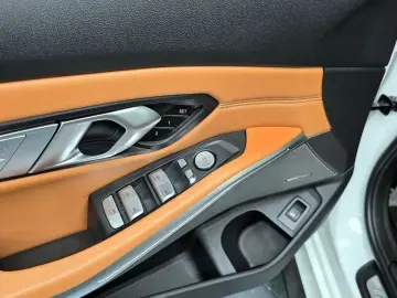 2023 BMW 3 серии с пробегом 24 557 км
