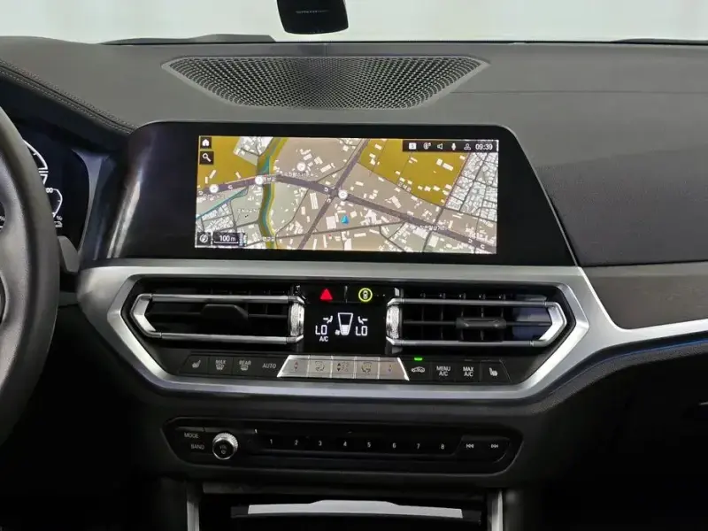 2021 BMW 3 серии с пробегом 47 989 км