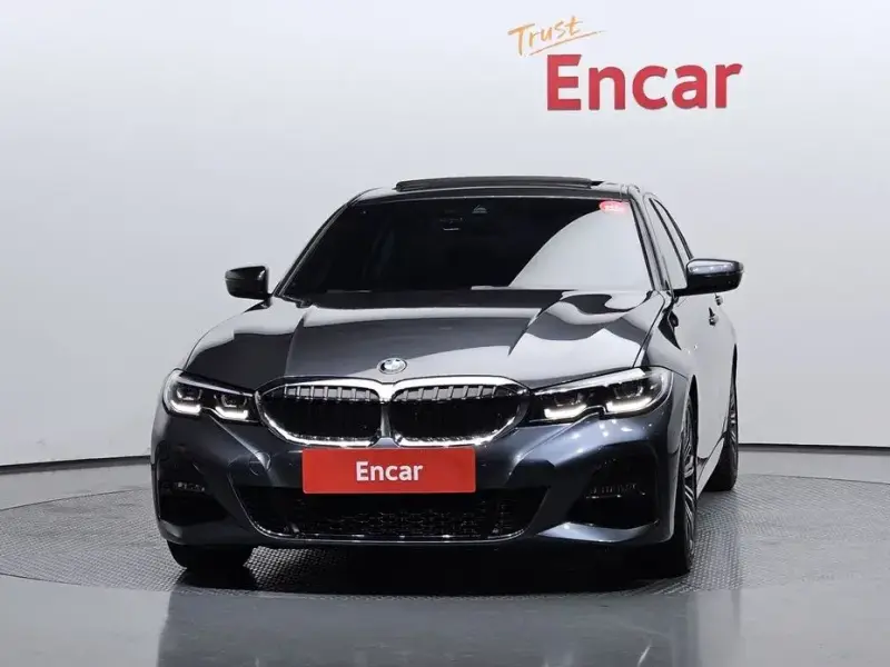 2022 BMW 3 серии с пробегом 29 639 км
