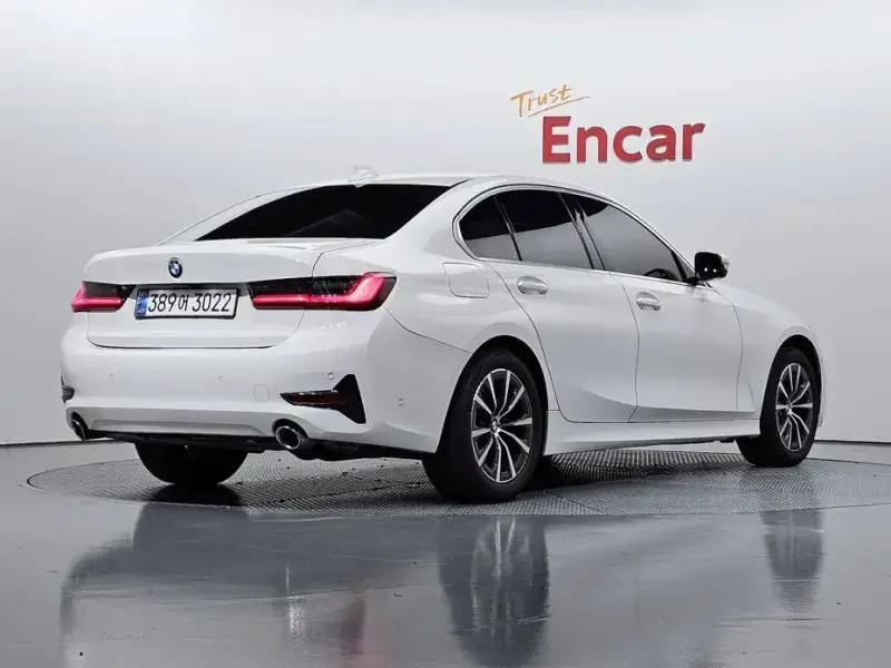 2022 BMW 3 серии с пробегом 36 331 км