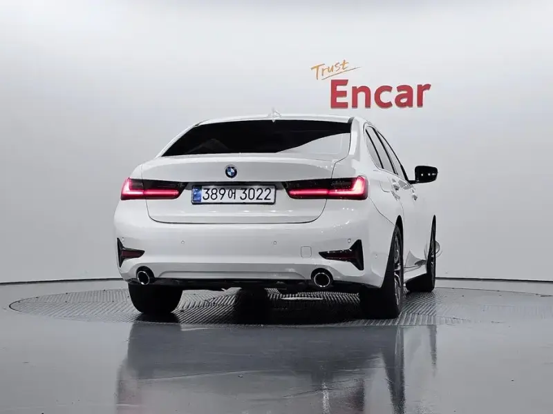 2022 BMW 3 серии с пробегом 36 331 км
