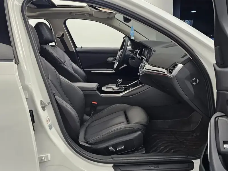 2022 BMW 3 серии с пробегом 36 331 км