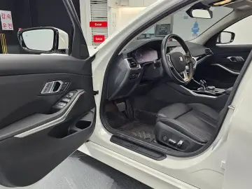 2022 BMW 3 серии с пробегом 36 331 км