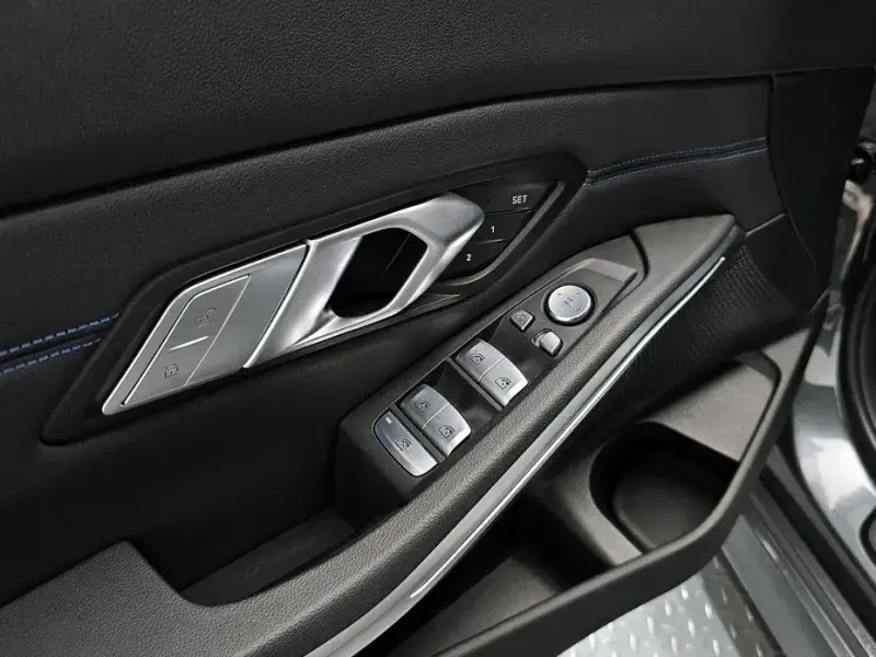 2022 BMW 3 серии с пробегом 29 639 км
