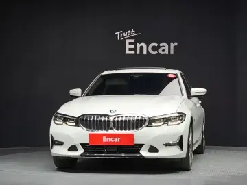 2022 BMW 3 серии с пробегом 49 742 км