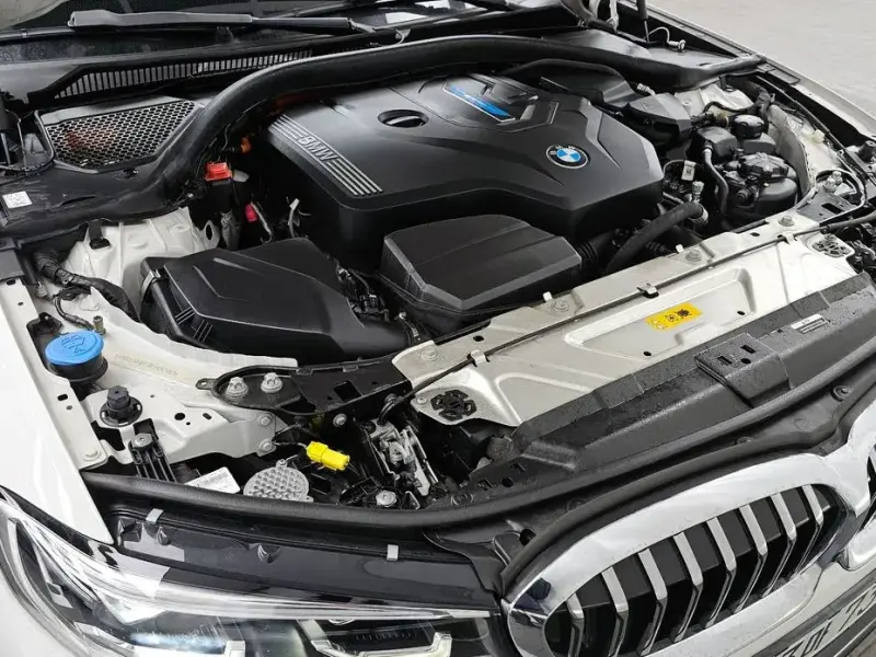 2022 BMW 3 серии с пробегом 49 742 км