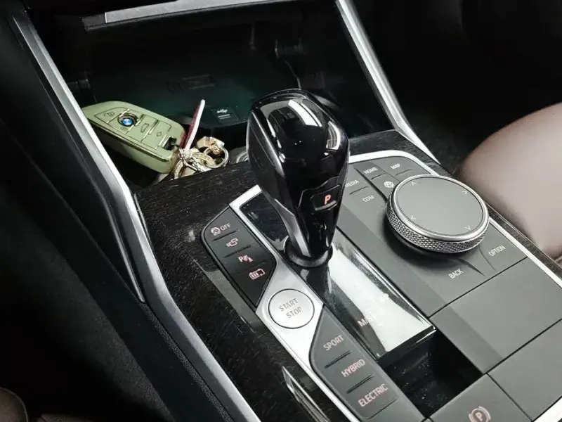 2022 BMW 3 серии с пробегом 49 742 км