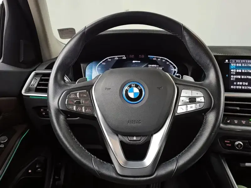 2022 BMW 3 серии с пробегом 49 742 км