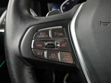 2022 BMW 3 серии с пробегом 49 742 км