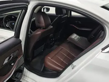 2021 BMW 3 серии с пробегом 35 329 км