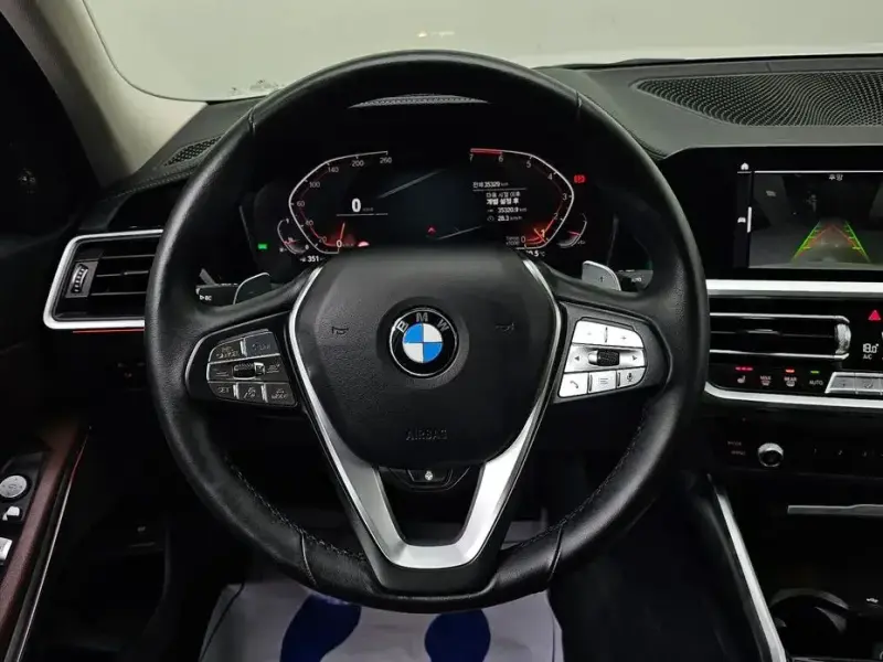 2021 BMW 3 серии с пробегом 35 329 км