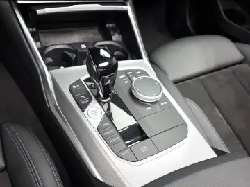 2021 BMW 3 серии с пробегом 46 075 км