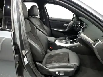 2021 BMW 3 серии с пробегом 46 075 км