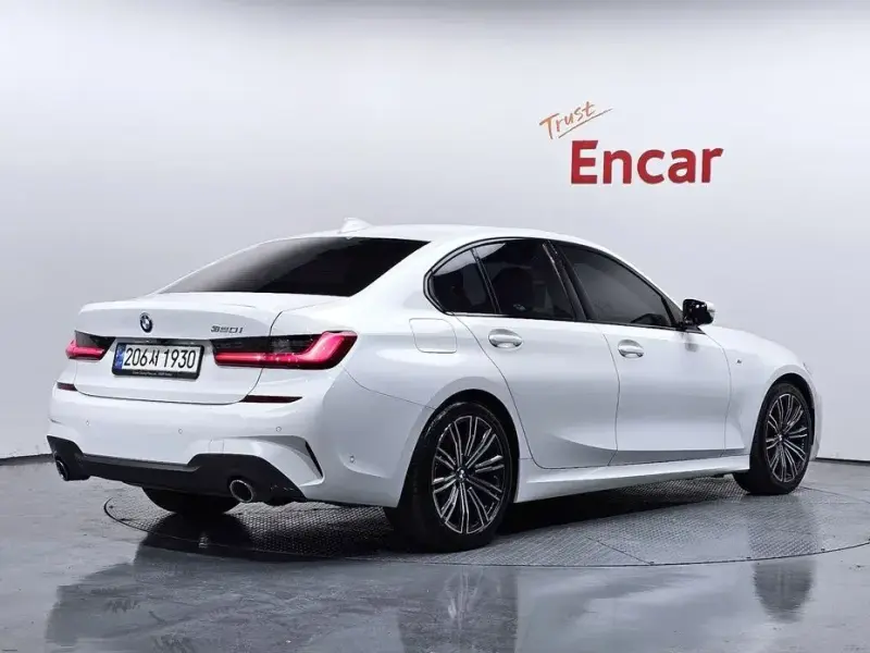 2021 BMW 3 серии с пробегом 30 340 км