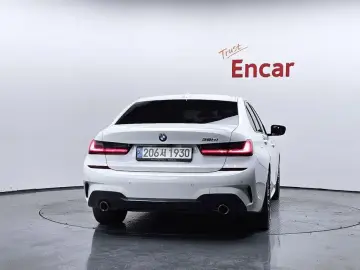 2021 BMW 3 серии с пробегом 30 340 км
