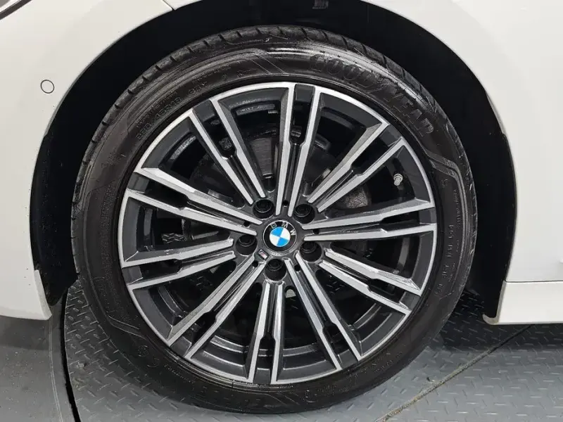 2021 BMW 3 серии с пробегом 30 340 км
