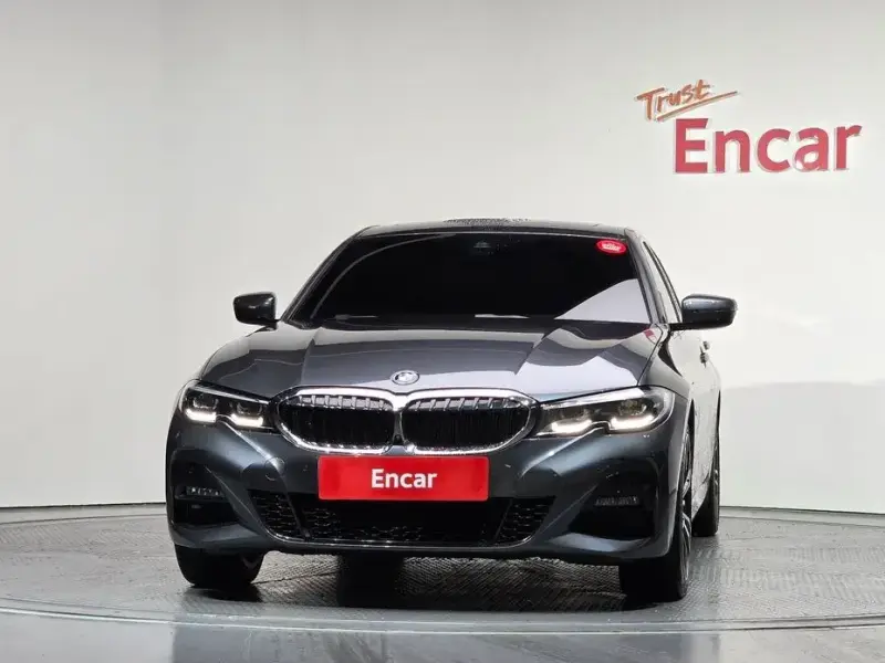 2021 BMW 3 серии с пробегом 33 735 км