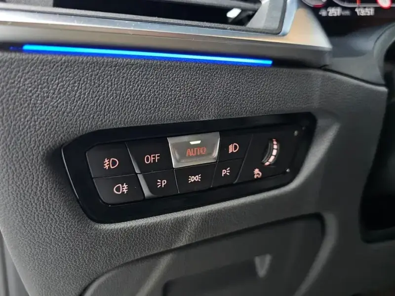 2021 BMW 3 серии с пробегом 30 340 км