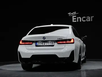 2023 BMW 3 серии с пробегом 35 563 км