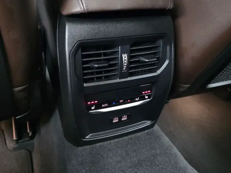 2021 BMW 3 серии с пробегом 33 735 км