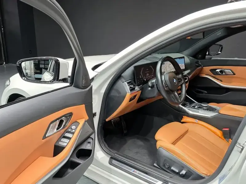 2023 BMW 3 серии с пробегом 35 563 км
