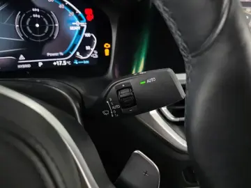 2021 BMW 3 серии с пробегом 33 735 км