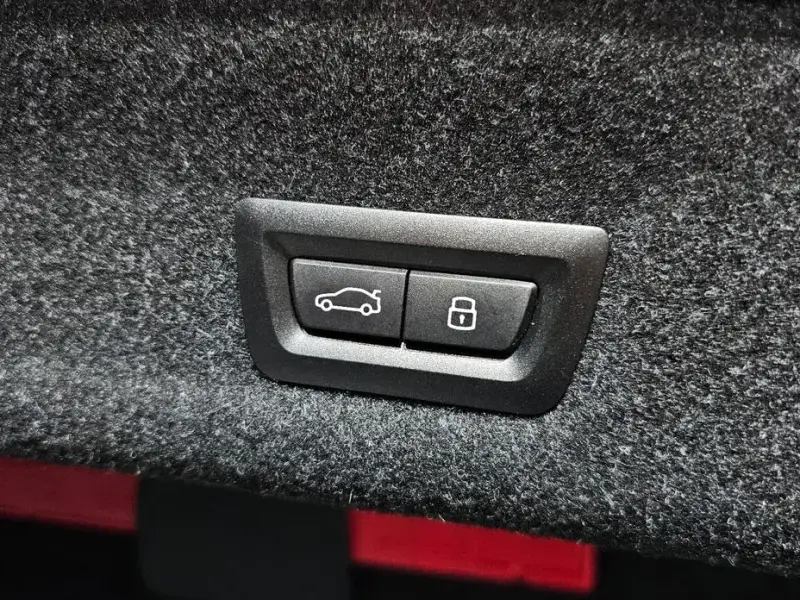 2023 BMW 3 серии с пробегом 35 563 км
