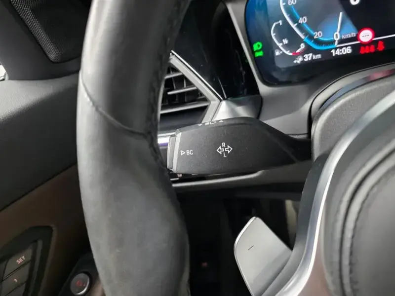 2021 BMW 3 серии с пробегом 33 735 км