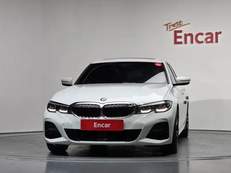 2022 BMW 3 серии с пробегом 46 108 км