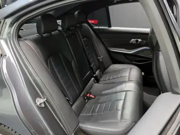 2022 BMW 3 серии с пробегом 57 067 км