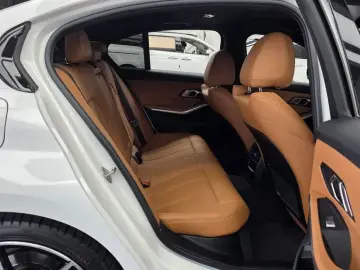 2022 BMW 3 серии с пробегом 46 108 км