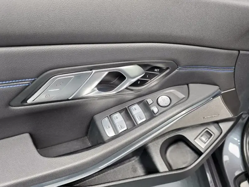 2022 BMW 3 серии с пробегом 57 067 км
