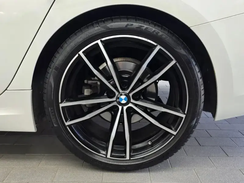 2022 BMW 3 серии с пробегом 46 108 км