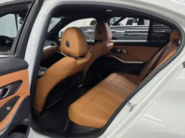 2022 BMW 3 серии с пробегом 46 108 км