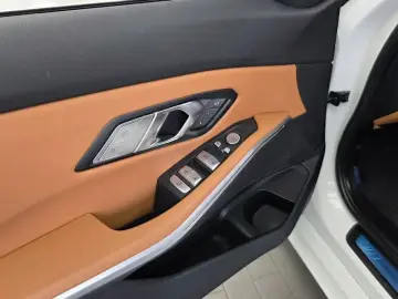 2022 BMW 3 серии с пробегом 46 108 км