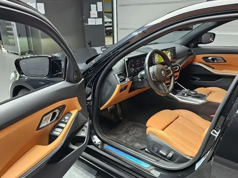 2023 BMW 3 серии с пробегом 36 471 км