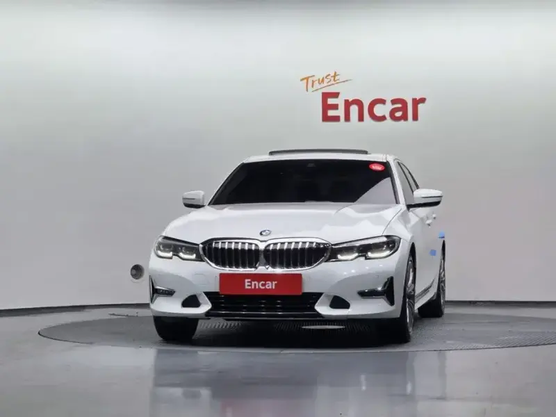 2021 BMW 3 серии с пробегом 39 568 км